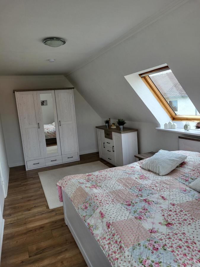 Westkueste Ferienwohnung Heide  Ngoại thất bức ảnh